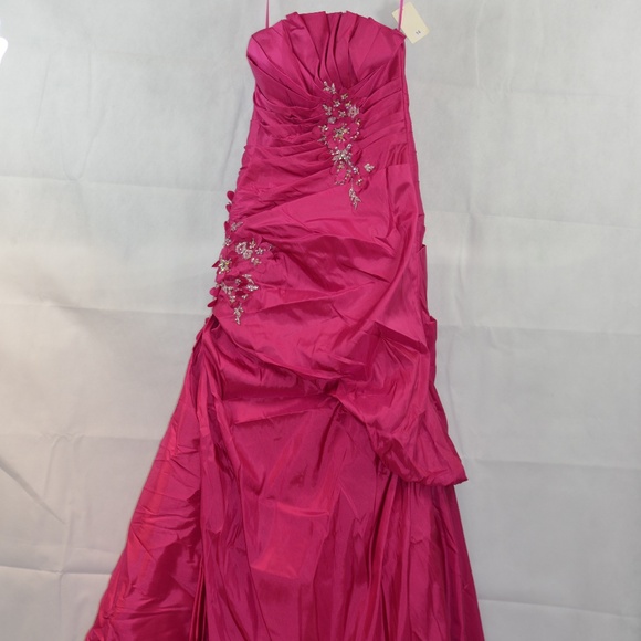 Beaded/Sequinned/Rhinestone Pink Rouched Prom Dress SZ 10 Diamond Edition - Picture 2 of 15